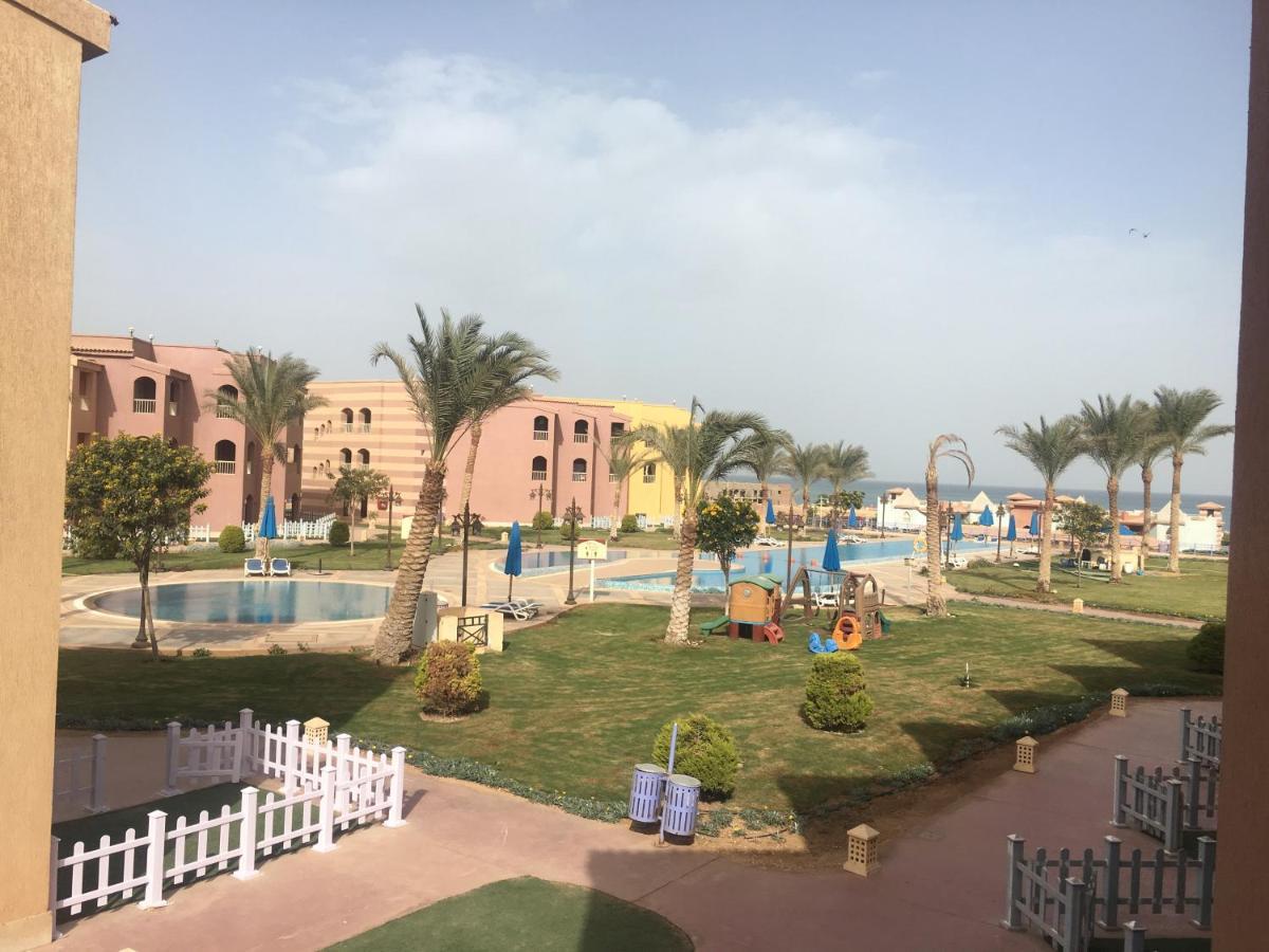 Special Chalets In Porto South Beach Families Ain Sukhna Room photo