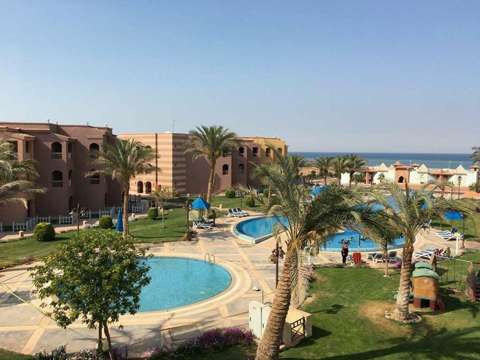 Special Chalets In Porto South Beach Families Ain Sukhna Exterior photo